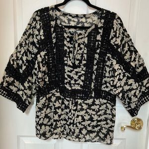 Stylish BoHo blouse topper with tie at neckline 3/4 flowing sleeves